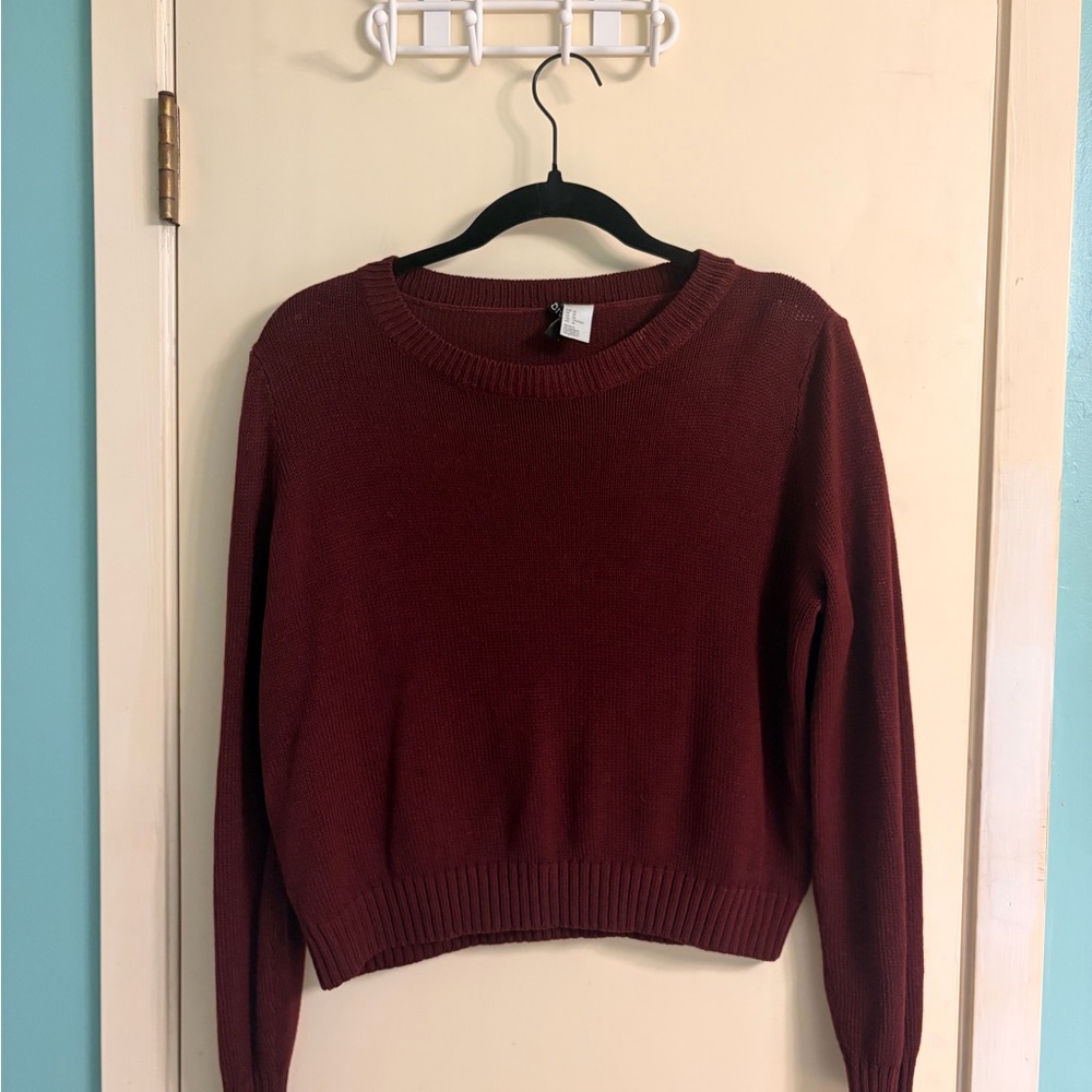 H&M Women's Crewneck Sweater in Burgundy Wine